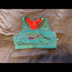 womens nike pro sports bra